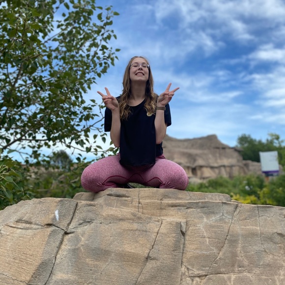 Meet the Posher Other - Meet your Posher, Rachel